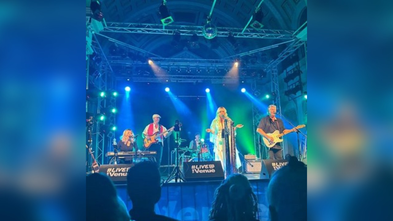 Fleetwood Mac - Our Own Way - The Anchor Wingham