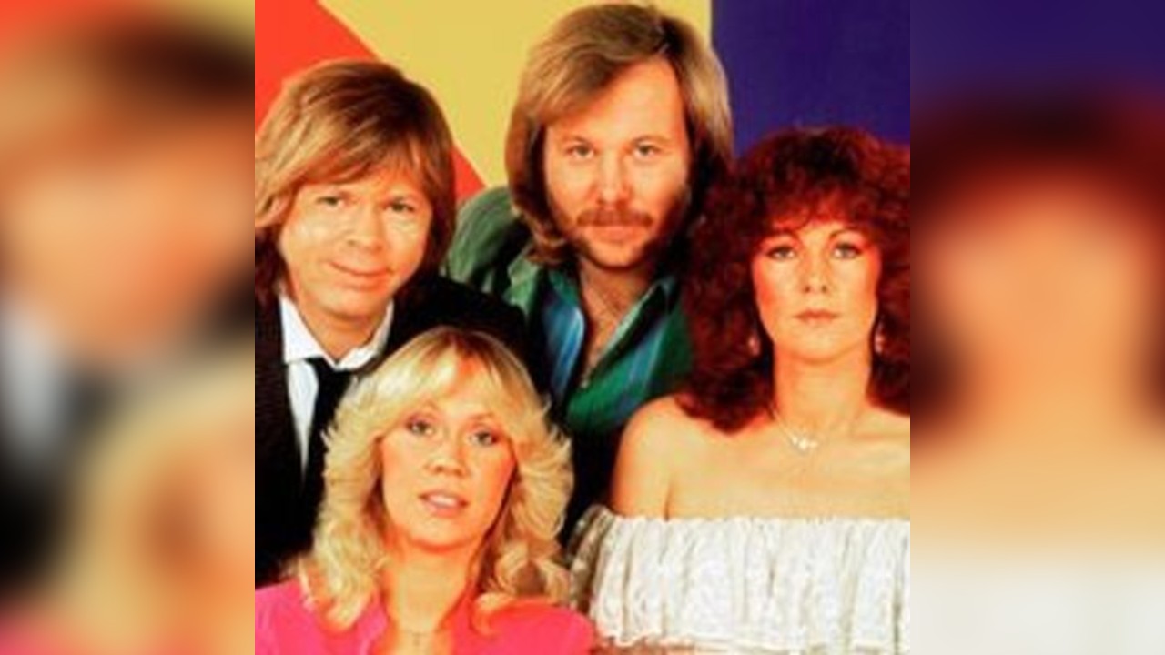 Super Trouper - Celebrating the Music of ABBA