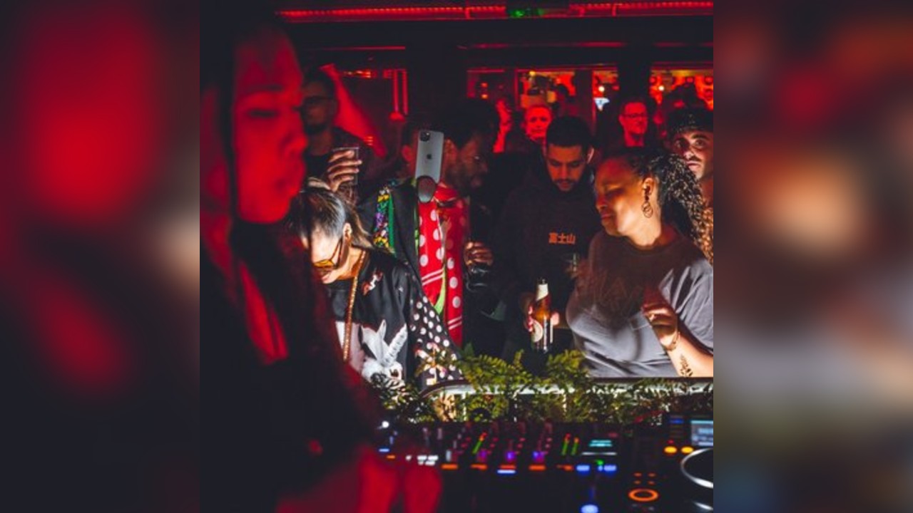 Buntu with Samantha Blackburn, Kat Richmond & CK