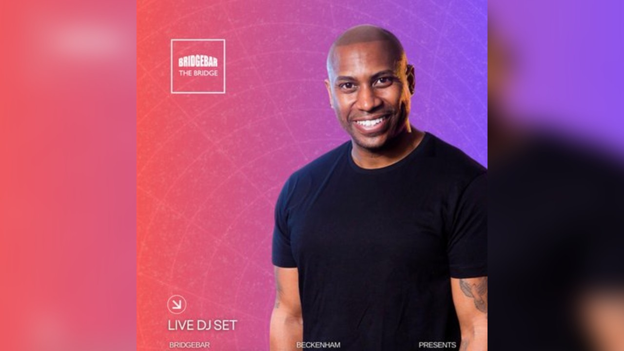 Colin Francis featuring Little Nikki PA