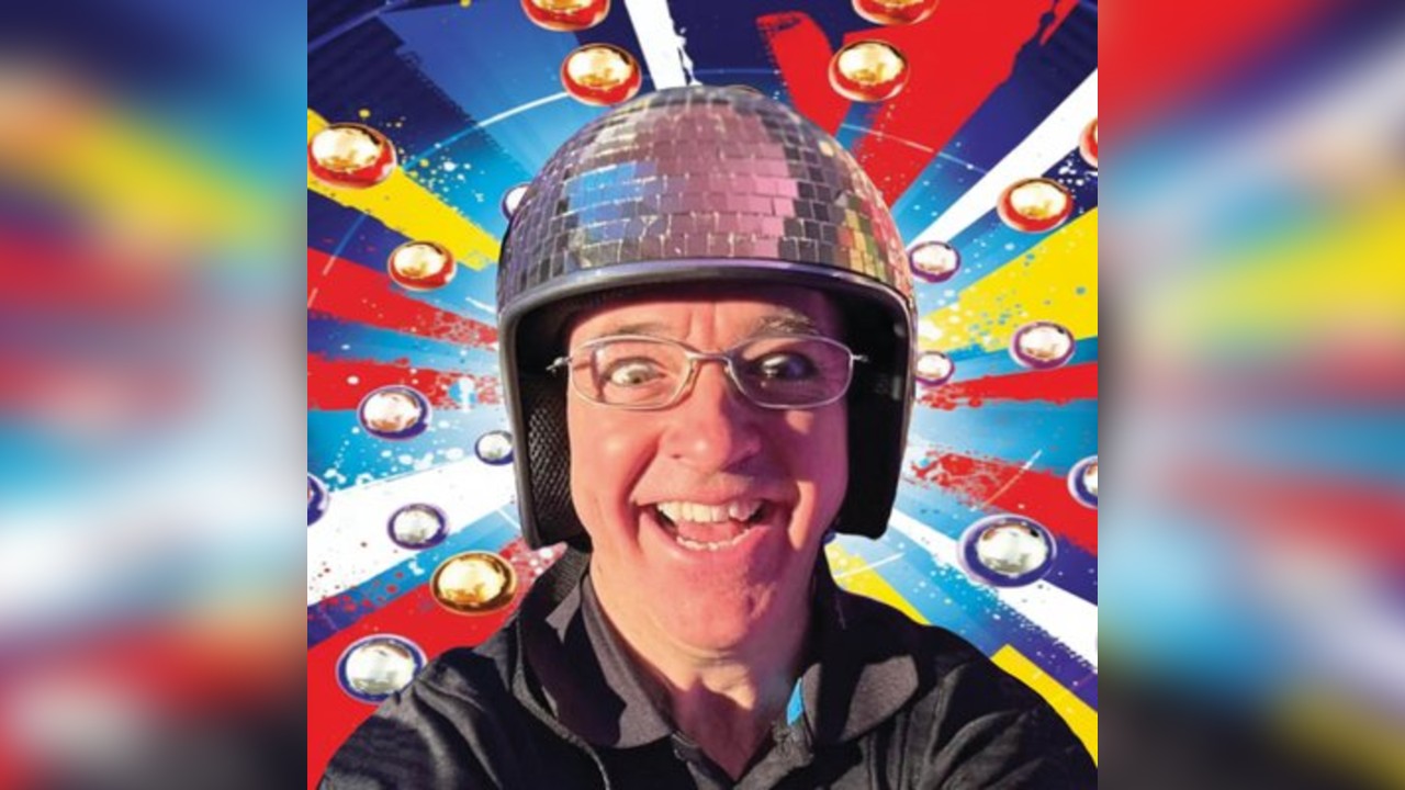 Comedy Bingo - Now Comedy Bingo Does The 90's