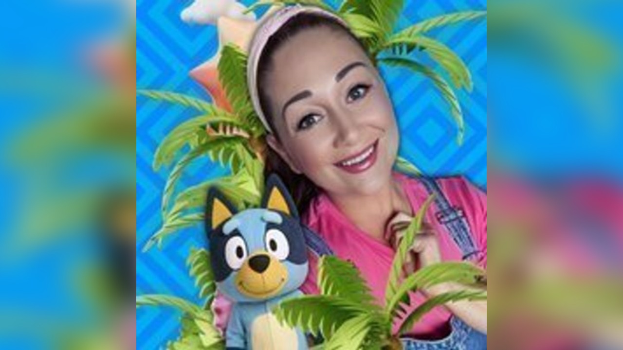 Miss Rachel Tribute & Bluey Mascot