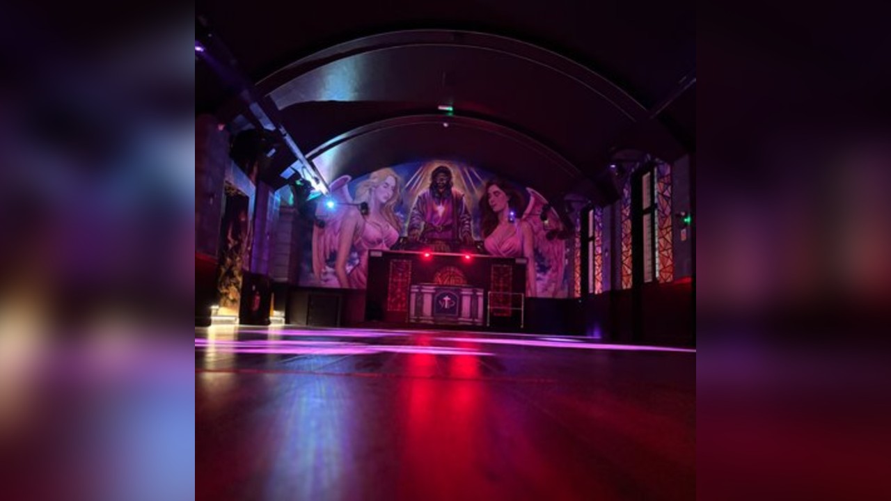 2 Room Grand Opening Weekend