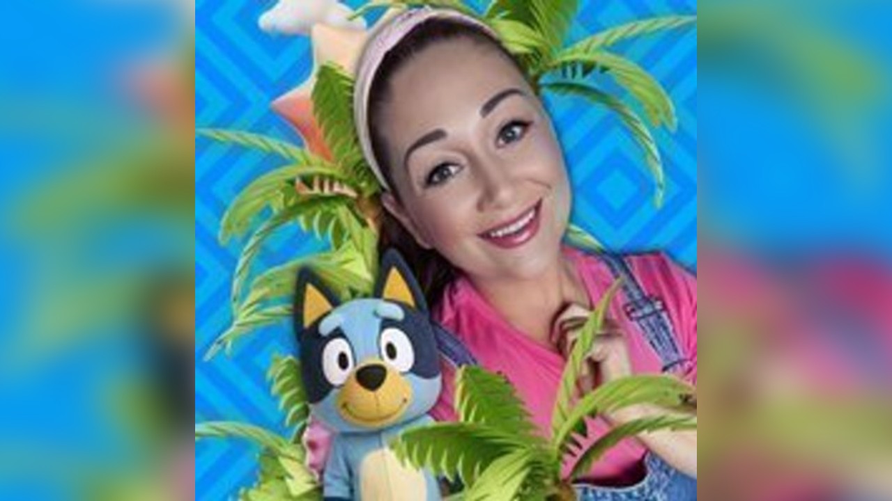 Miss Rachel Tribute & Bluey Mascot