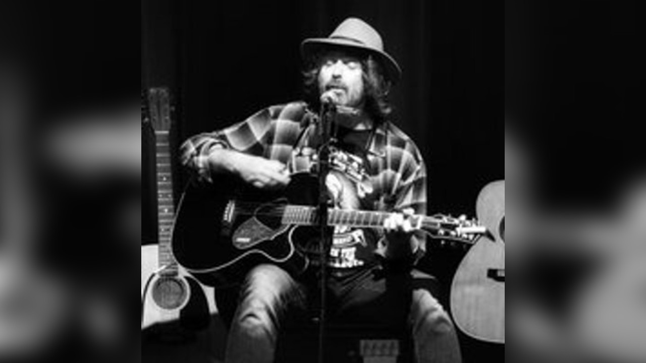 Ian McNabb - Live at the Cavern Club