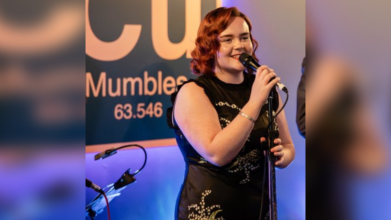 JAZZ & DINE @LANGLAND'S BRASSERRIE : Georgia Furlong