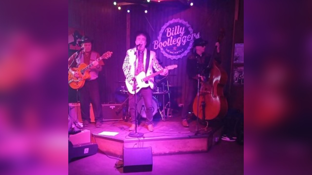 Hank and The Hotdogs - Live @ Billy's