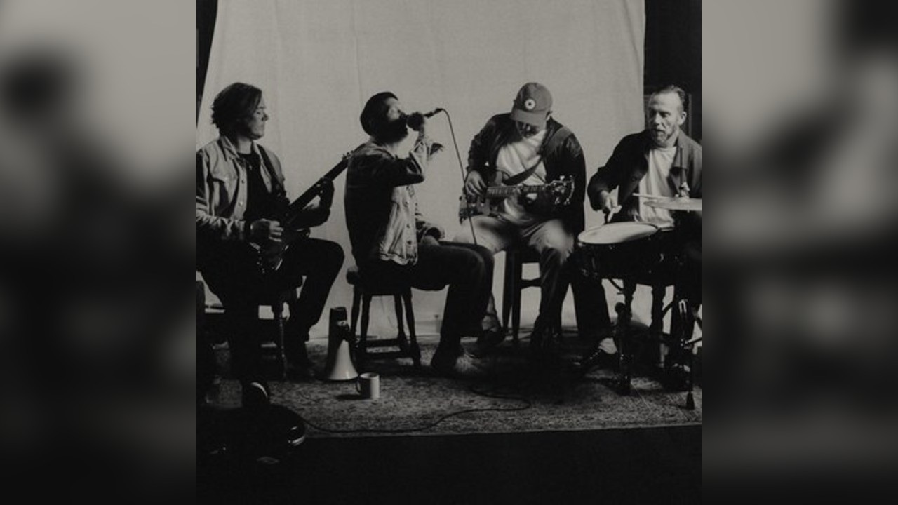 The Twang: Acoustic Performance + Signing