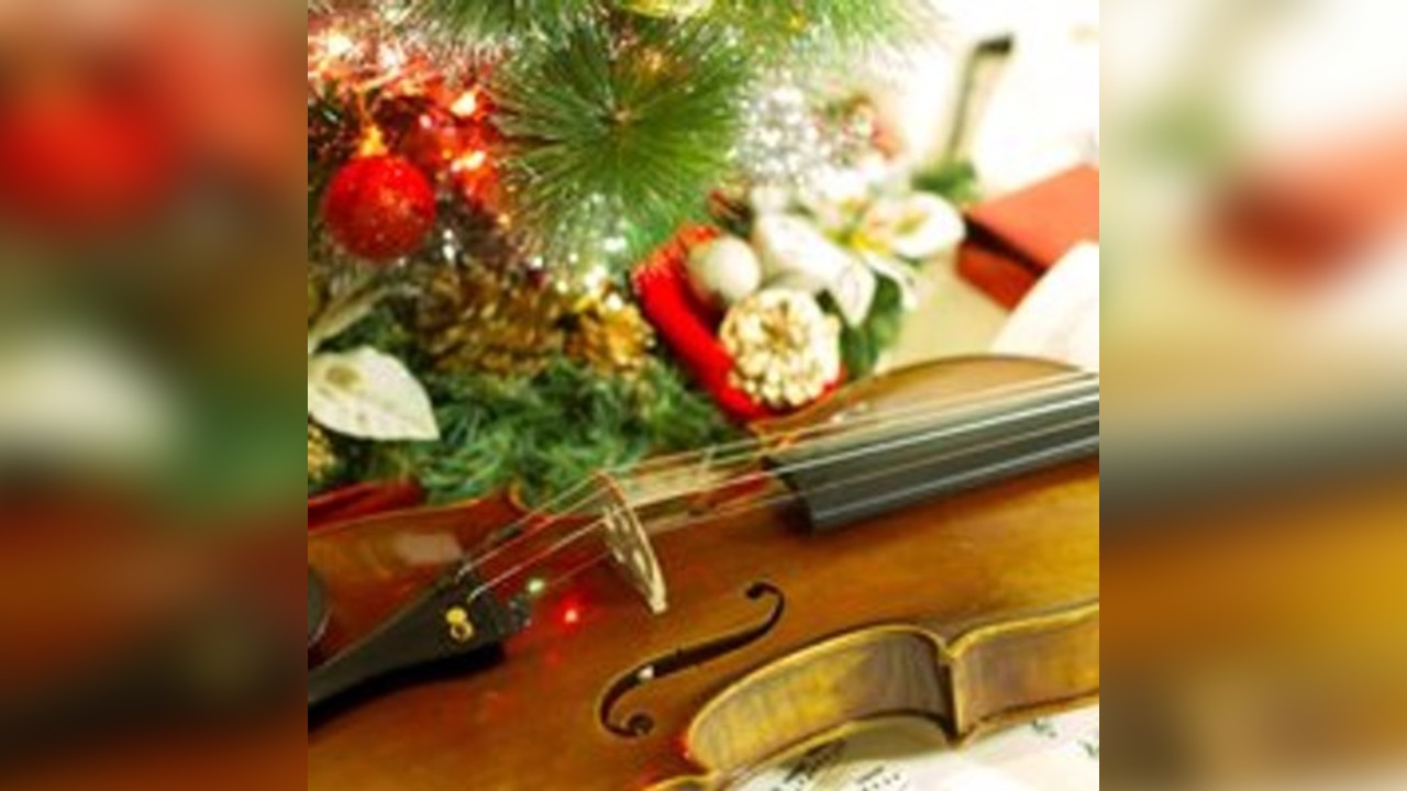 Christmas Classics by Candlelight