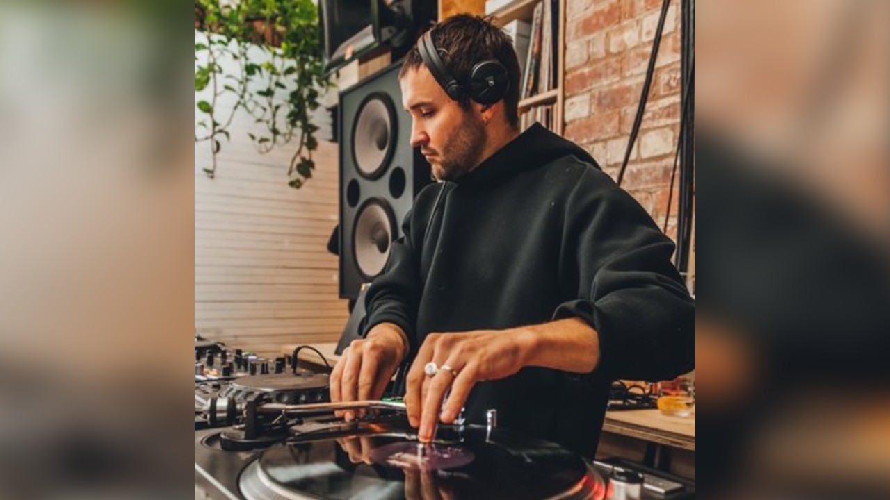 Dahlia Stereo Sessions: Jonjo Williams & Friends