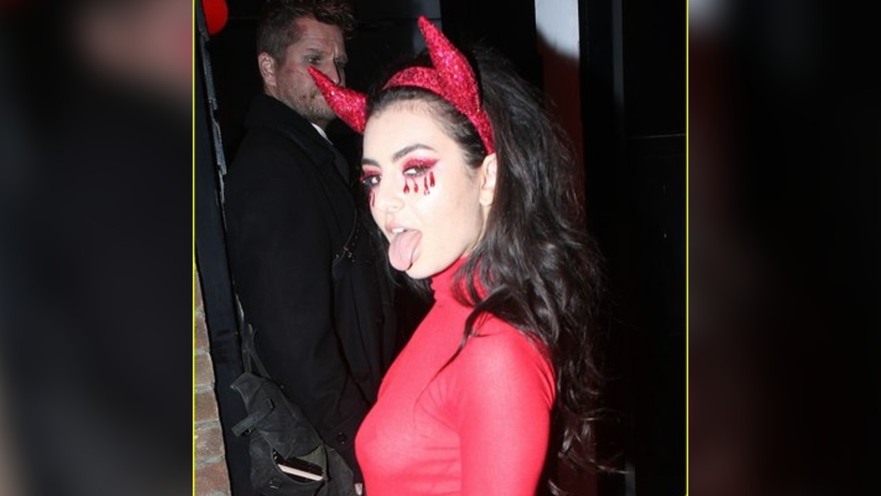 365 Party Ghouls: Halloween at YES