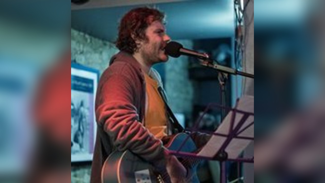 Open Mic Night @ The Platform Tavern (15th December)