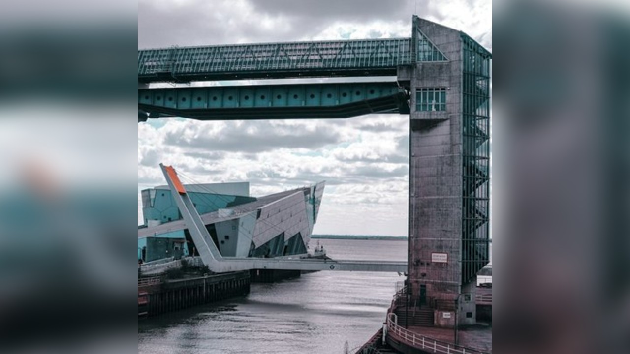 Kingston upon Hull Audio Tour: Sea & Streets