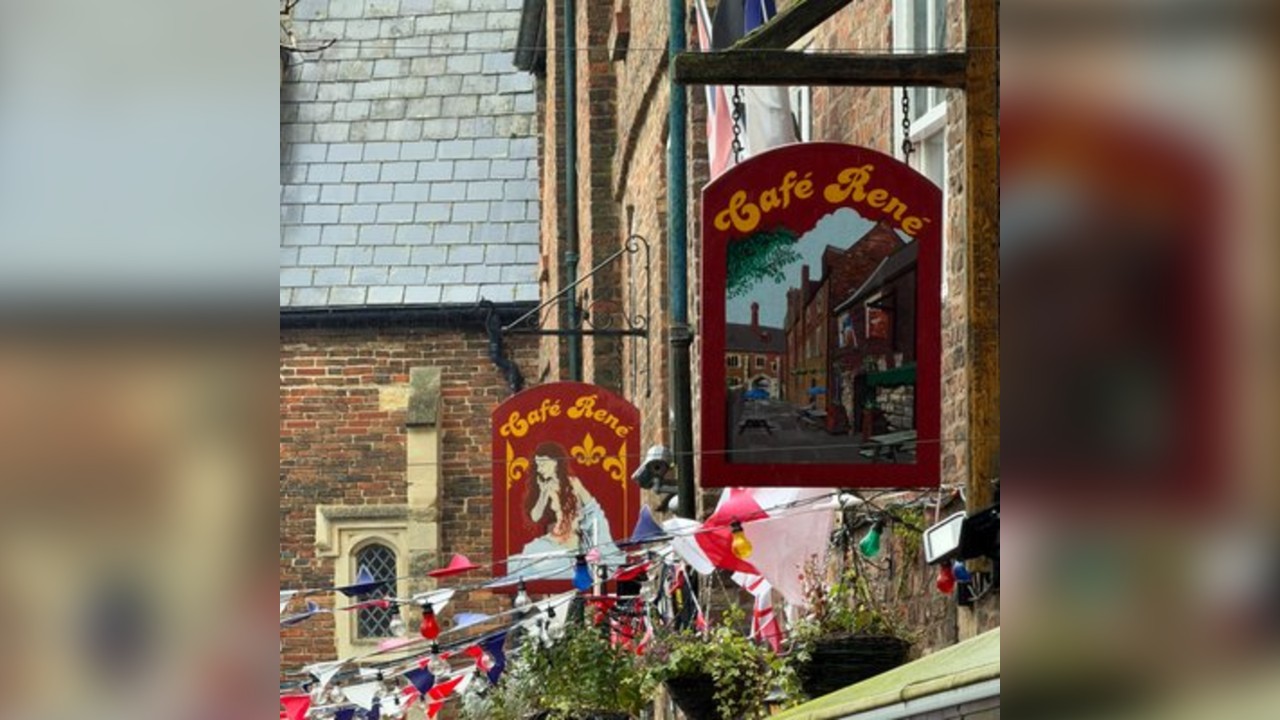 AIRED SELECTS: Café René, Saturday March 14th