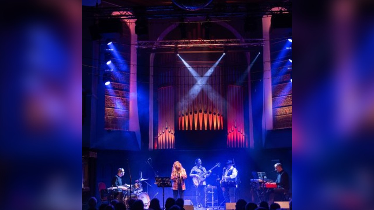 Jacqui McShee's Pentangle