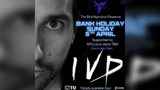 IVD - Ian van Dahl returns