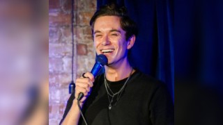 Saturday Comedy Show - Comedy Freaks