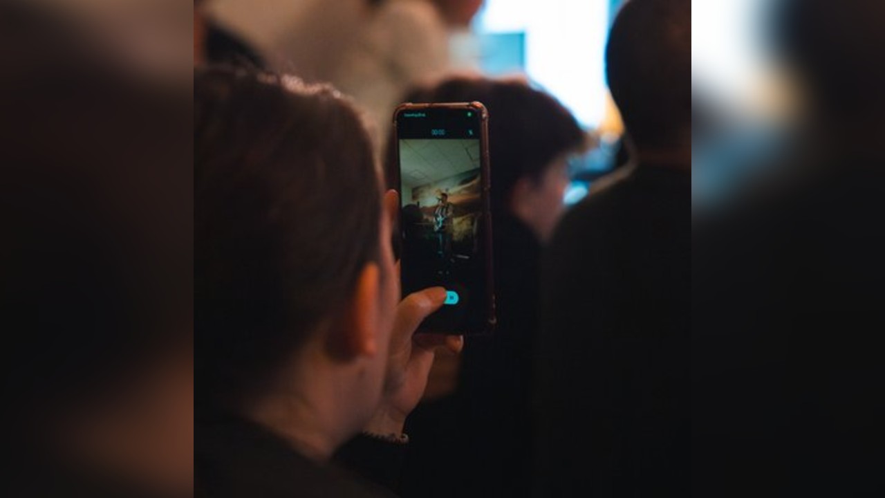 LLIVELY Showcase, Low Fell, Gateshead