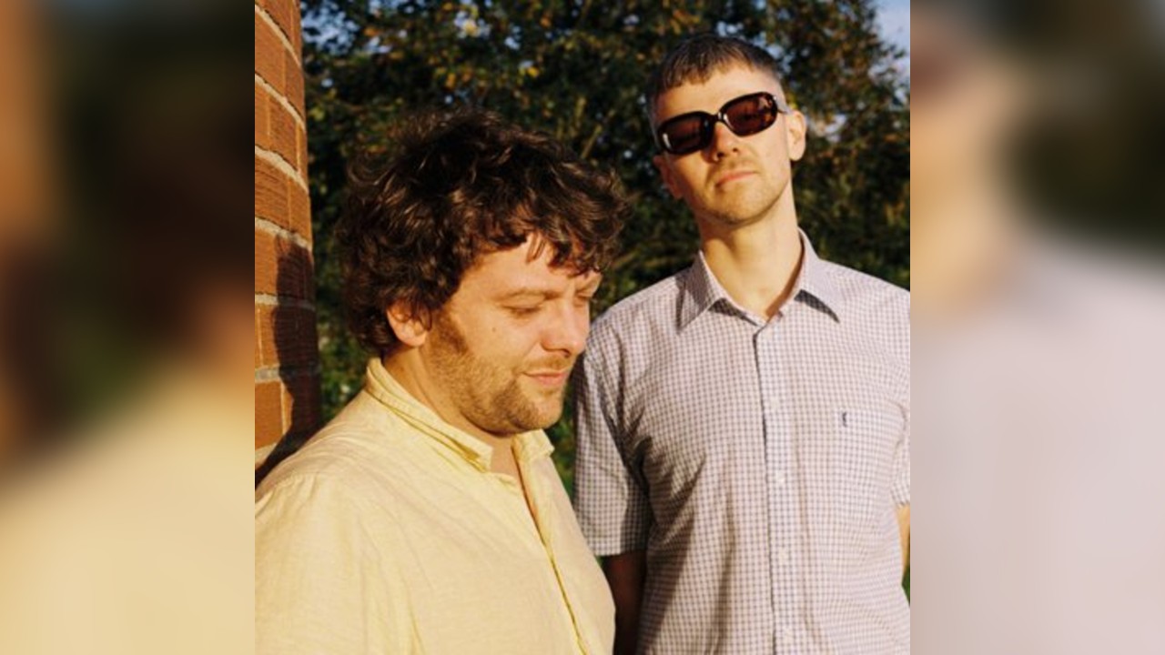 Glass Cheques + support