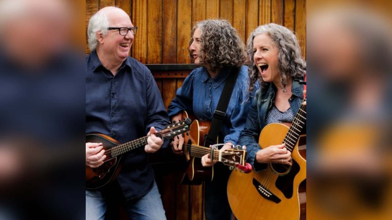 The Hayes Sisters & Clive Gregson - Love At The Five & Dime