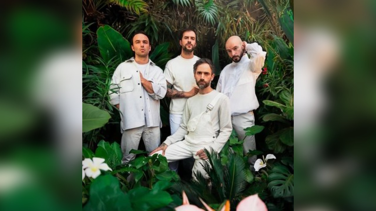 FENCES \\\\ plus Worried Desire Lines & Westheads