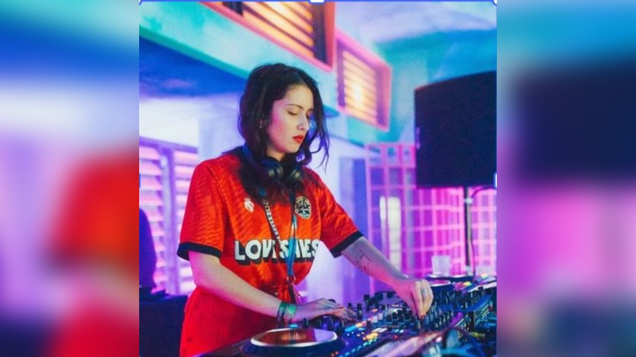 Common Ground Presents....Safiye, John Stapleton & Peter D