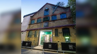 Egg LDN Pres: All About House