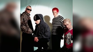 Bleech 9:3 *SOLD OUT*