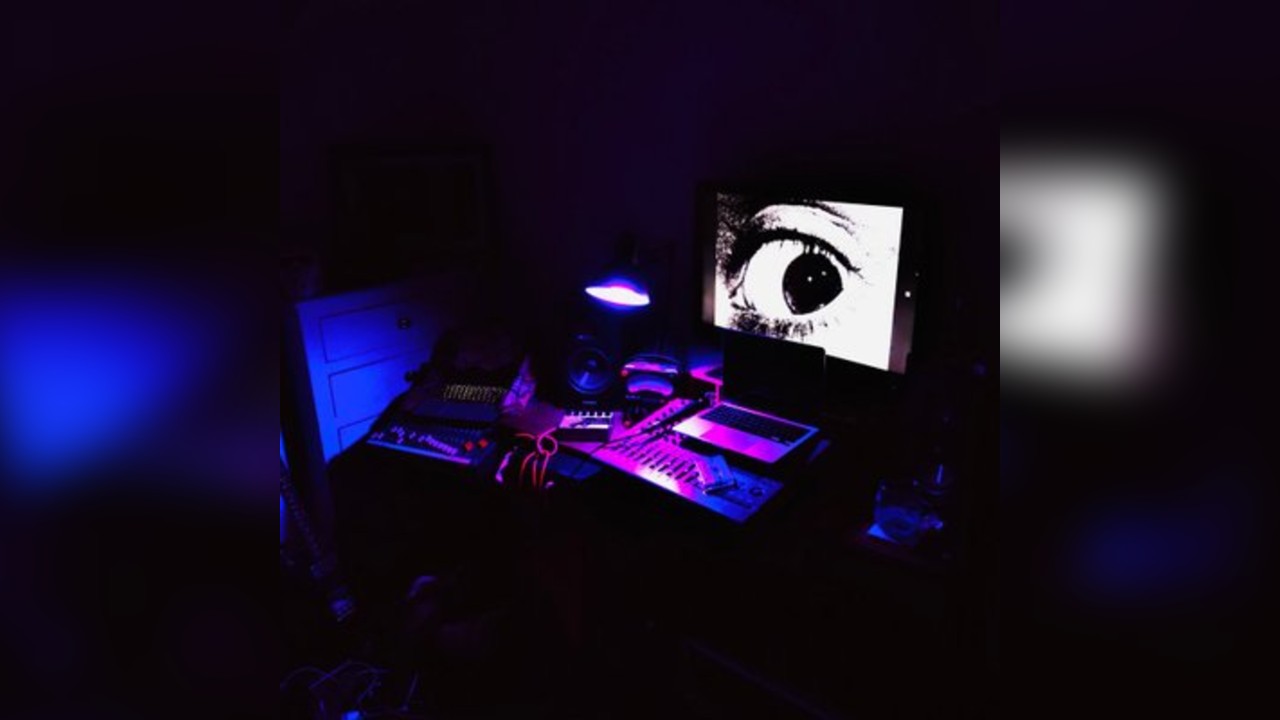 dilated.inc / live in Brighton - Daltons