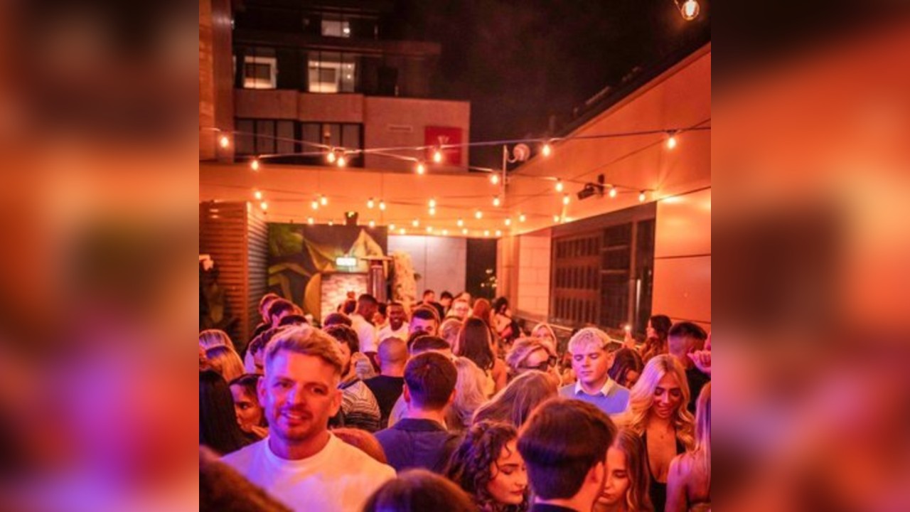 Groove Bank Holiday Sunday