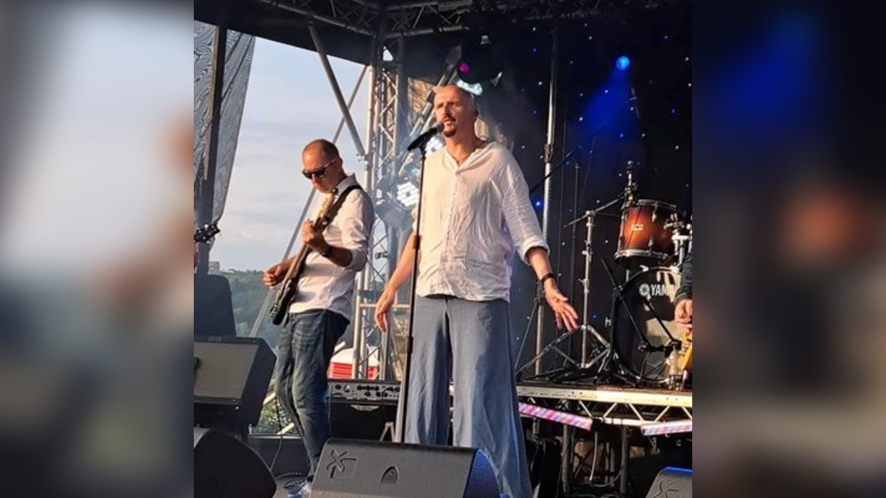 Laid - James Tribute Band