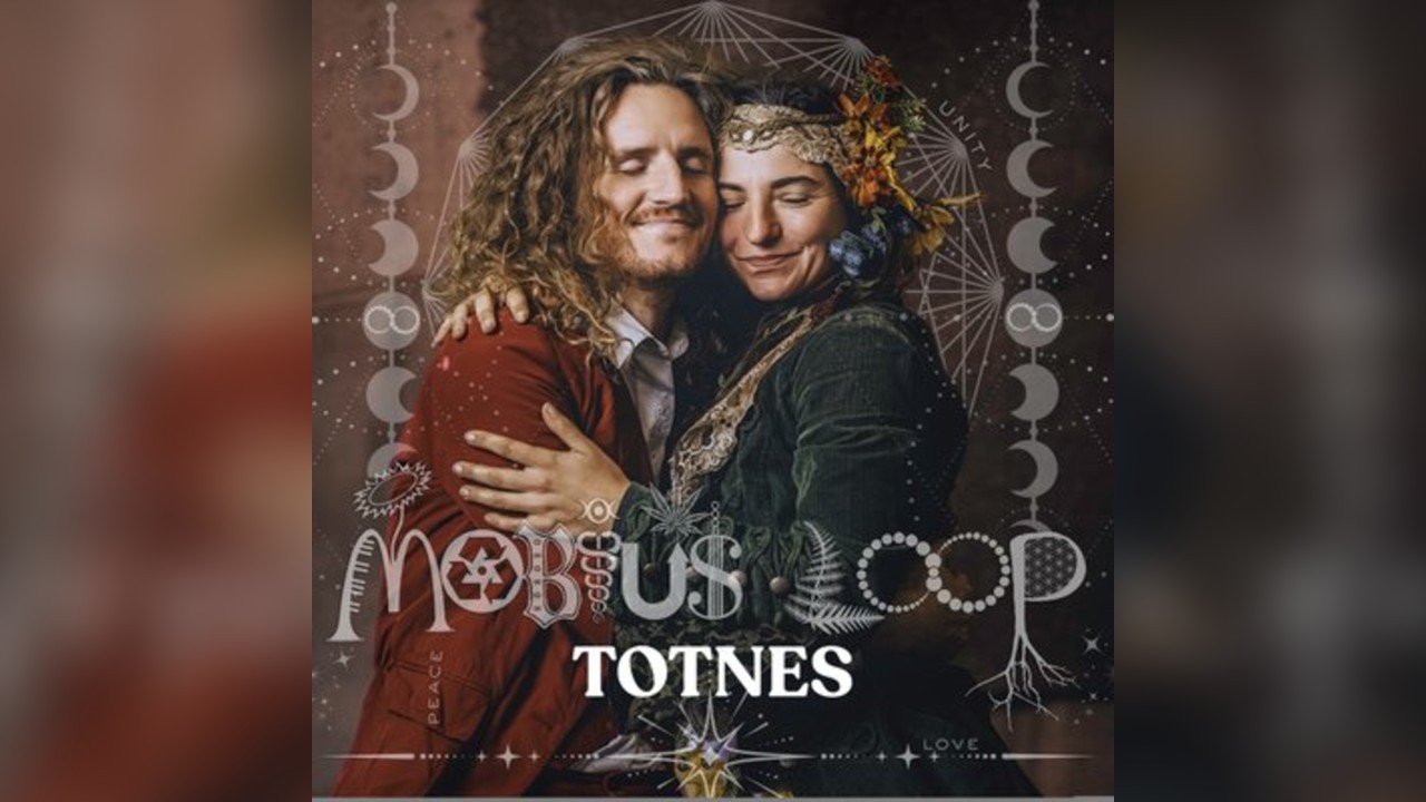 Mobius Loop | Candlelit Concert | TOTNES