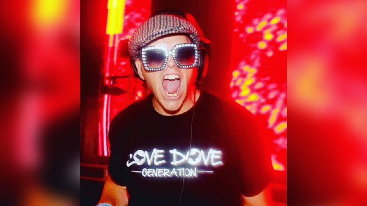 We Are One Presents - Billy Daniel Bunter