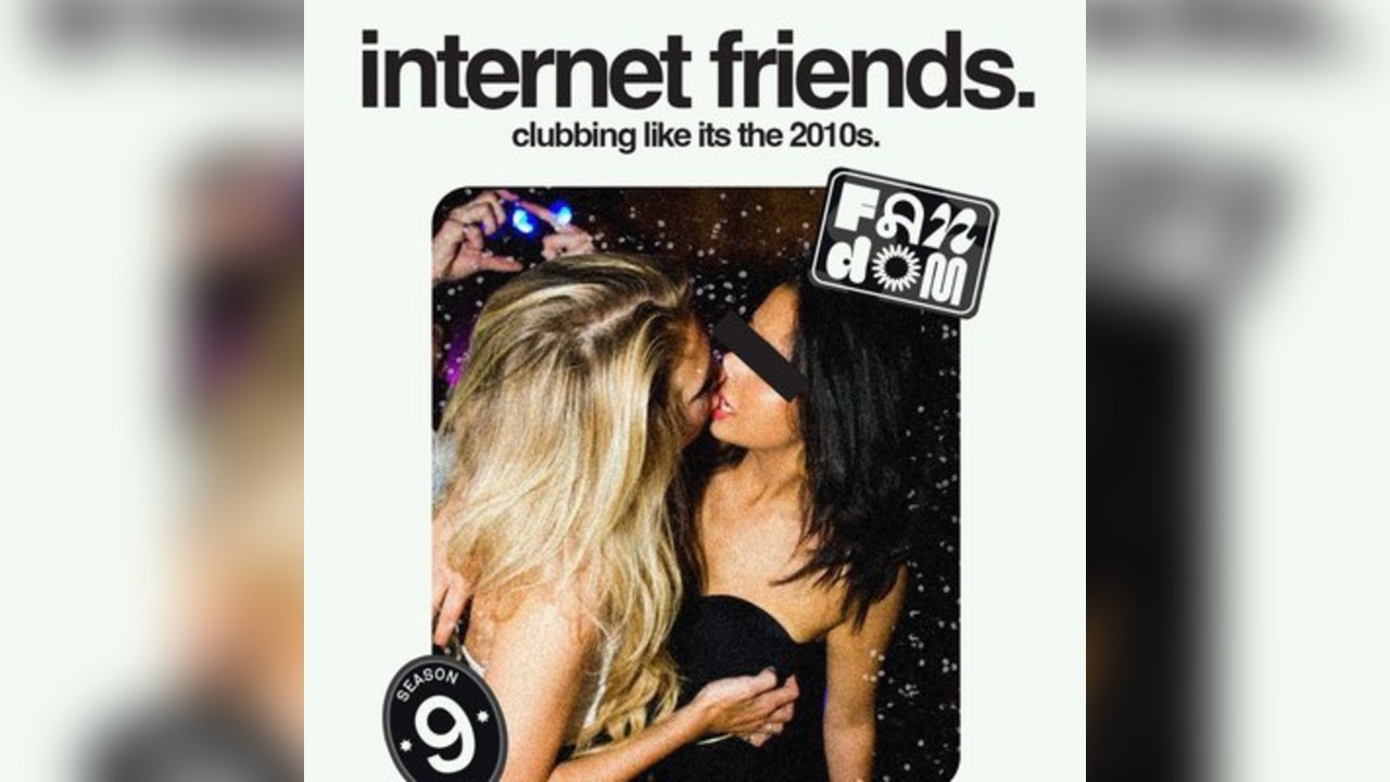 Fandom: internet friends.