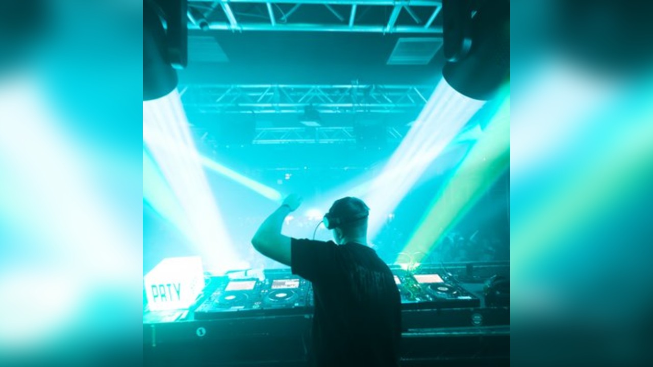 SWANNY B2B all night long