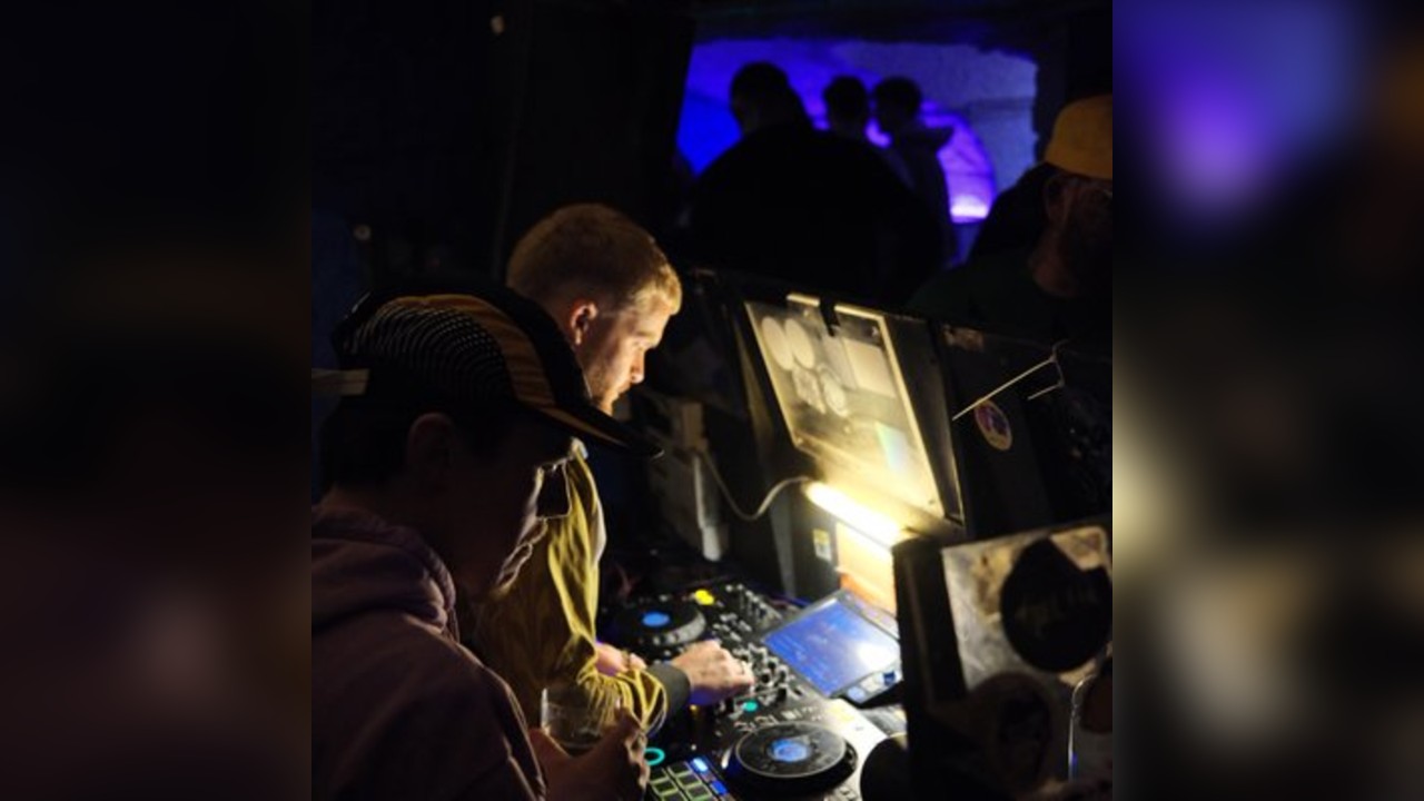 AIRED SELECTS: GOOD FRIDAY, UNDER the PROM