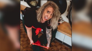 Laura Belbin WIP of new tour 'Unhinged' Southampton