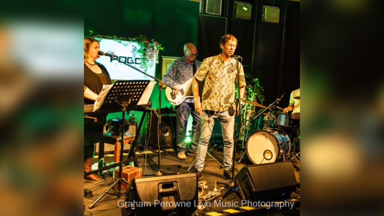 Blowing My Own Trumpet live