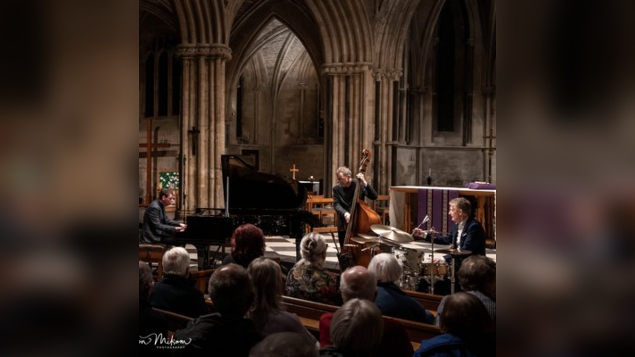 Fugue and Groove in Concert