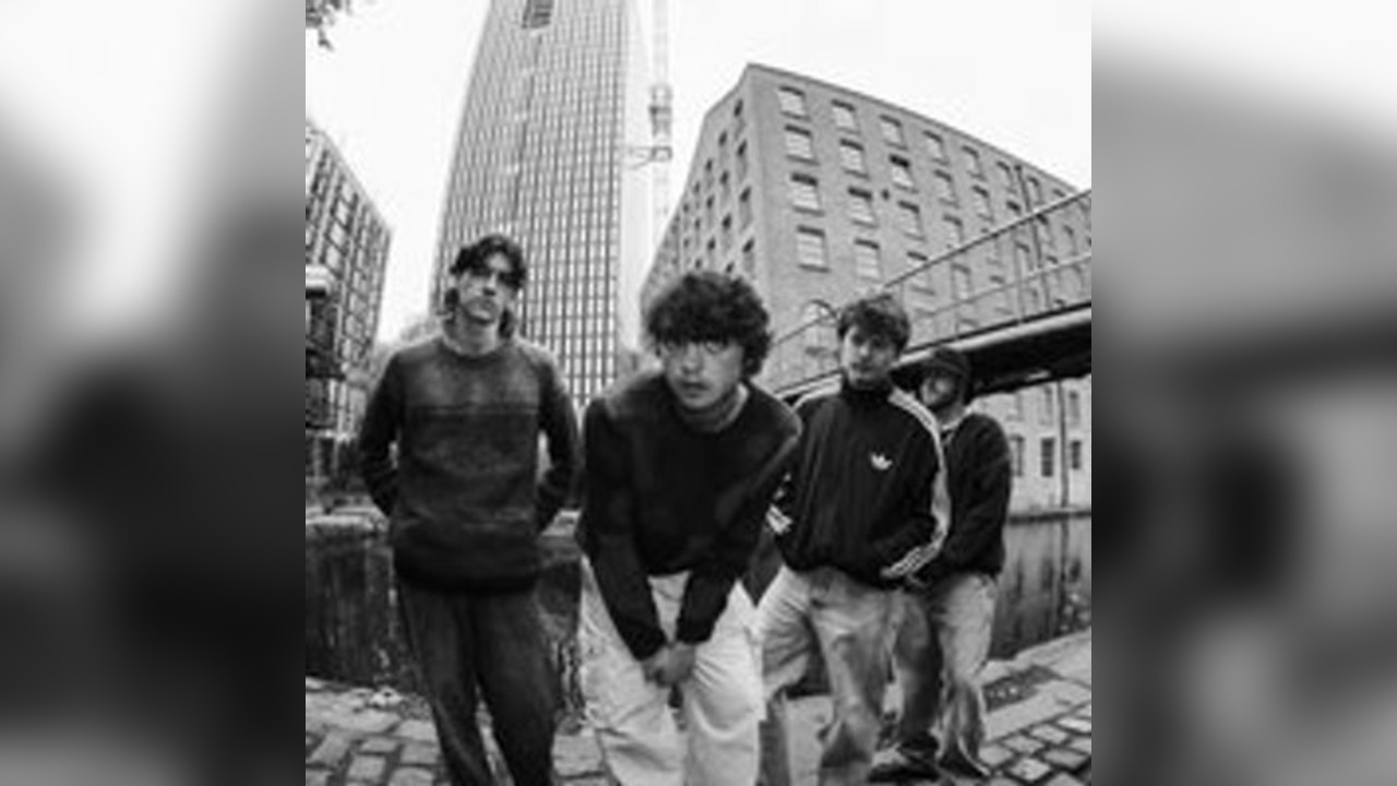 Arkayla plus Special Guests