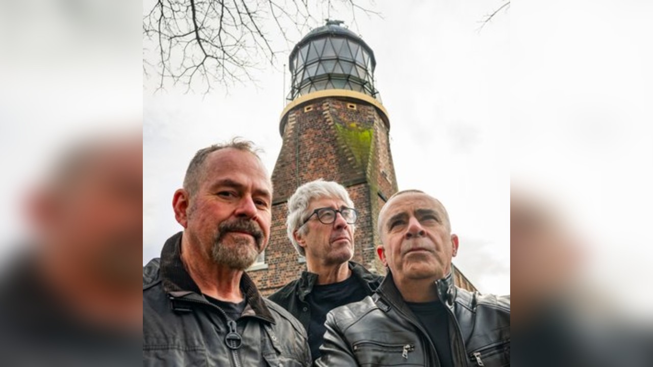 Blackstar Falling live