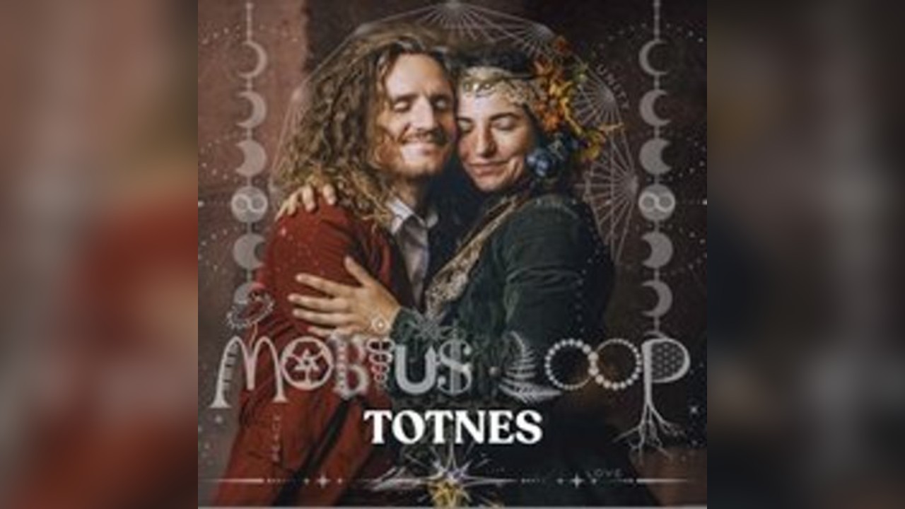 Mobius Loop | Candlelit Concert | TOTNES