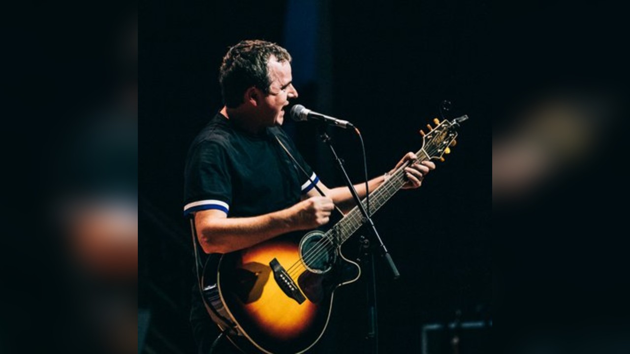 OLD RED EYES-tribute to Paul Heaton Beautiful South/Housemartins