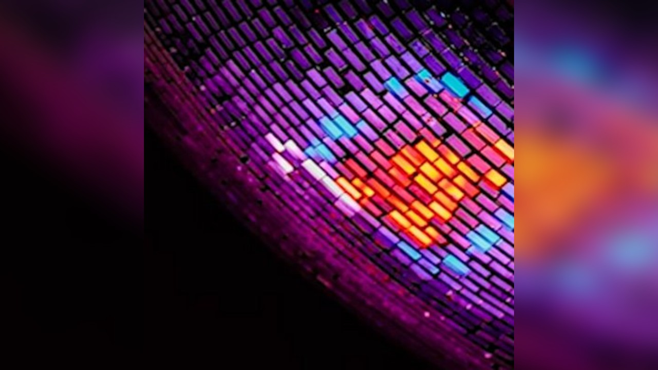 Moderate Sundays - Free