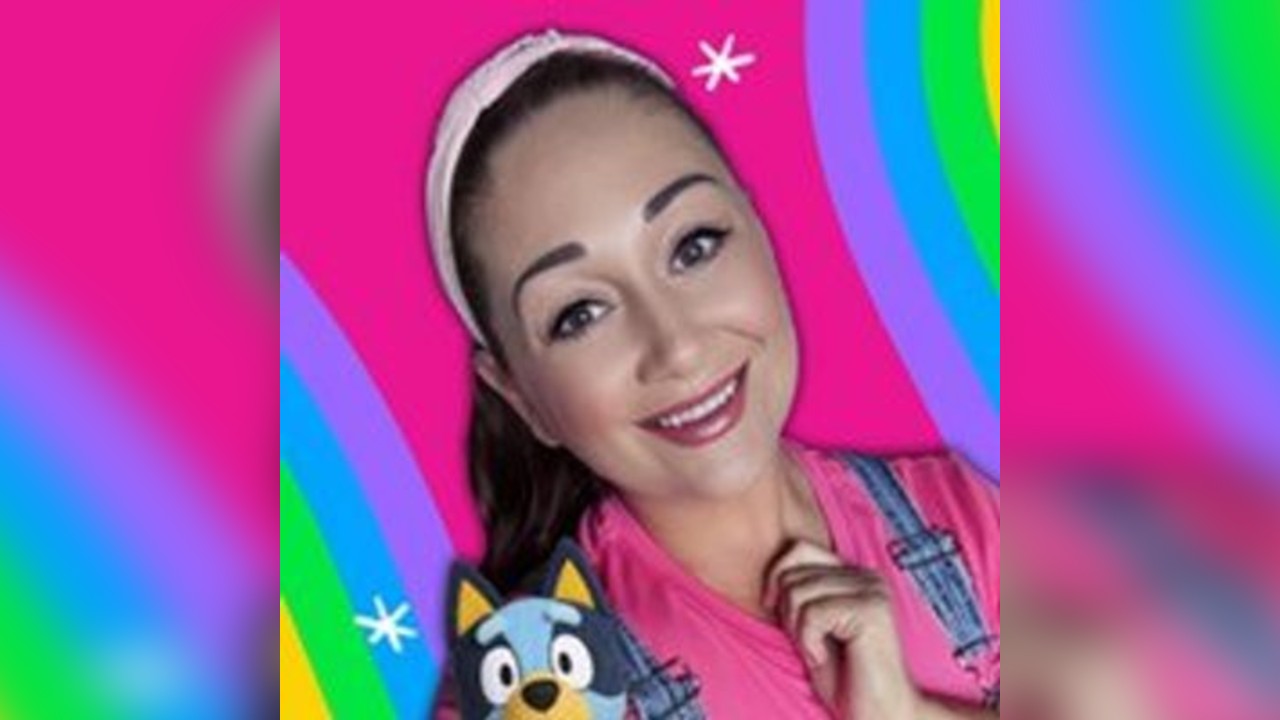 Miss Rachel Tribute & Bluey Mascot