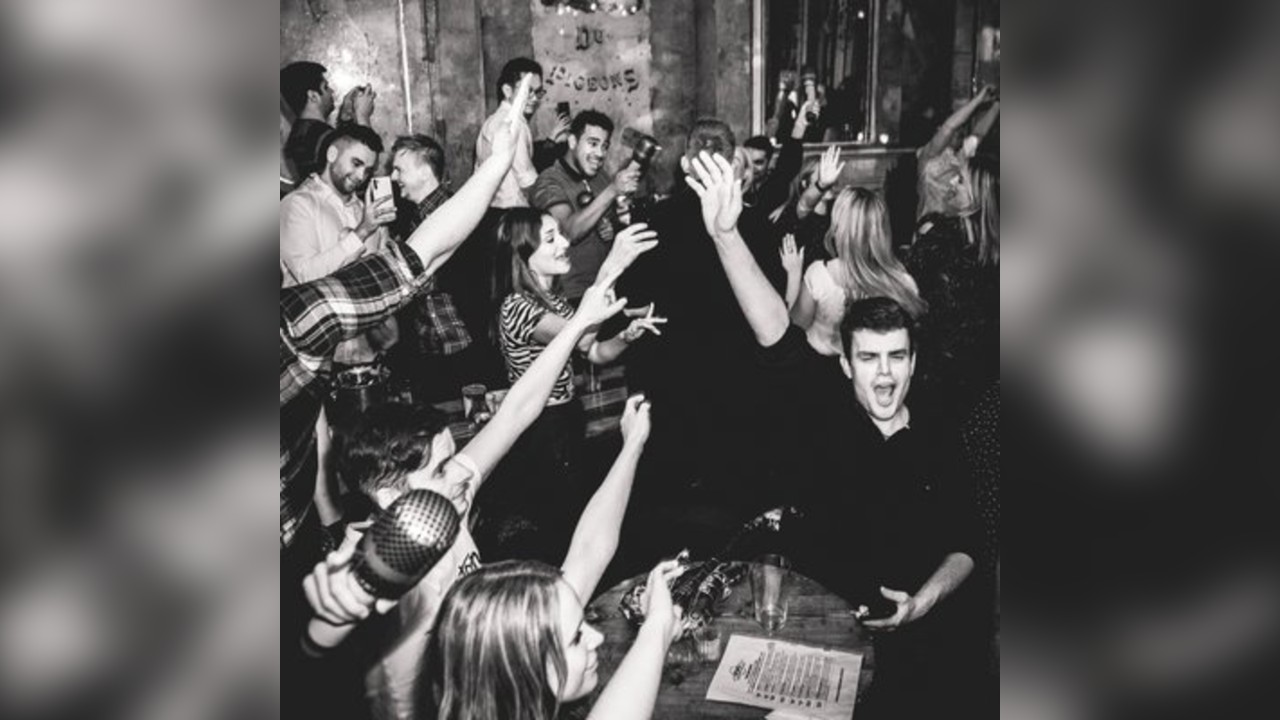 Sounds Familiar Music Quiz - Brighton