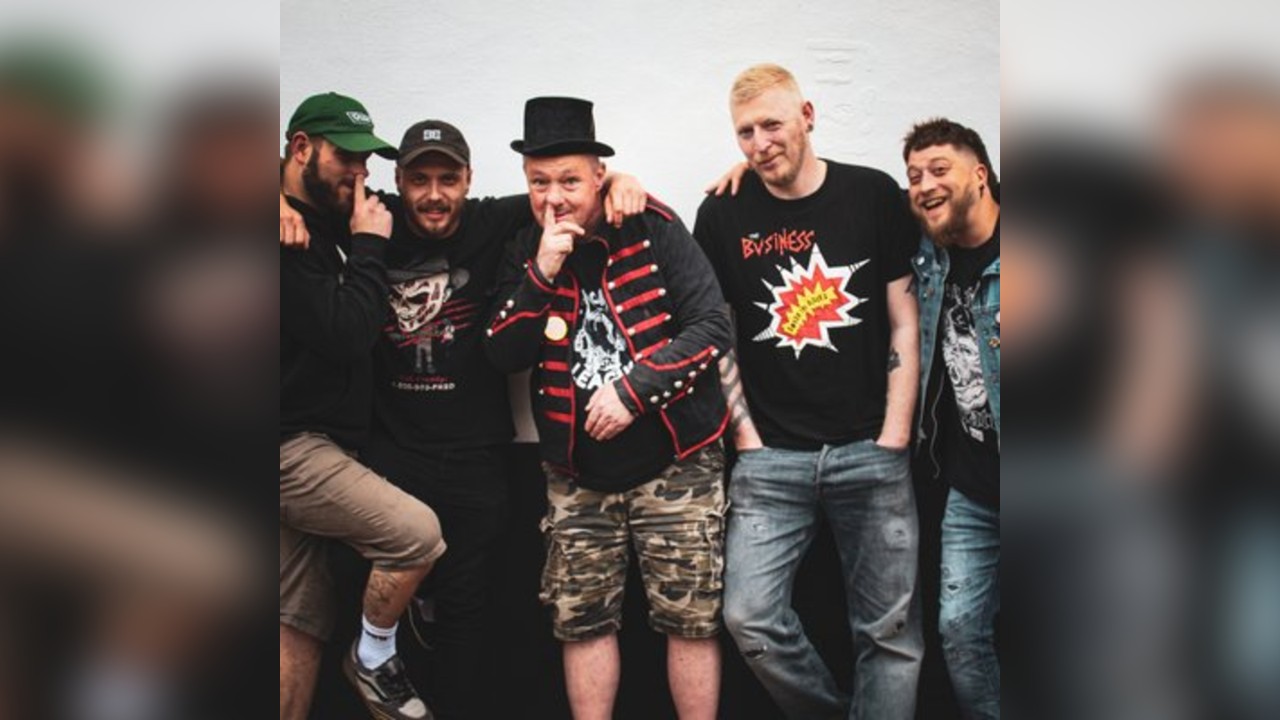 Hung Like Hanratty + support