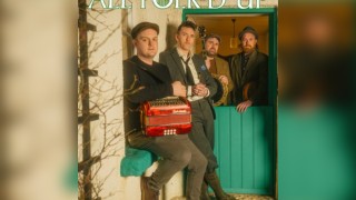 All Folk'd Up - Live At Grace's