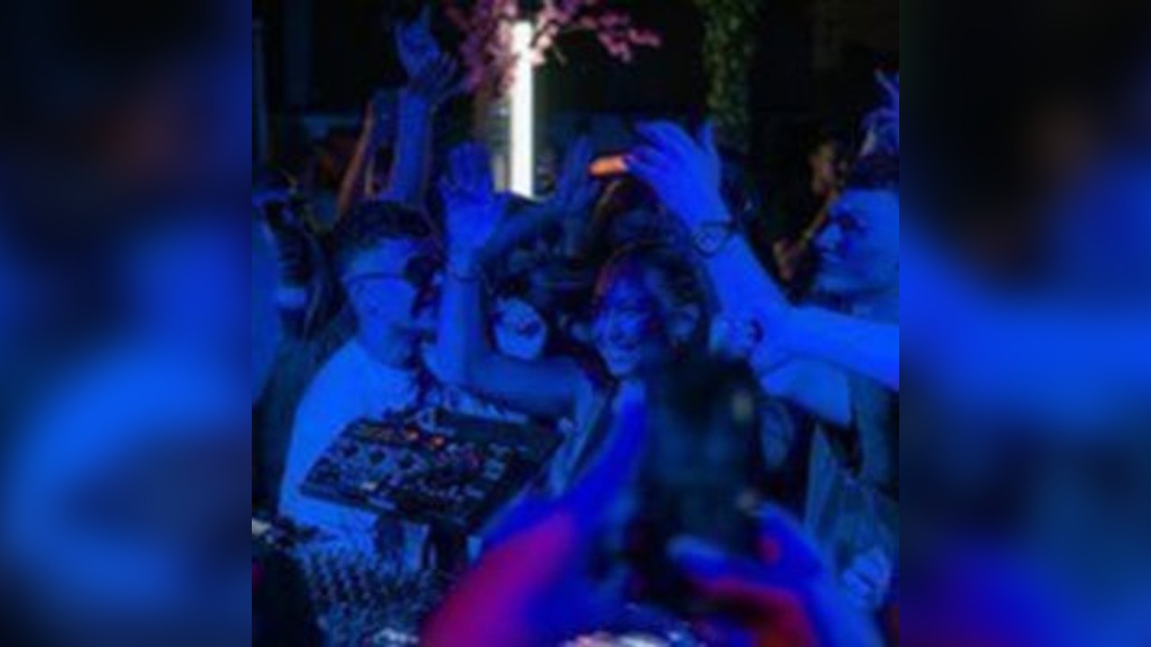 Lemonade Bangs: Bank Hol Garden Rave w/ DANNY P