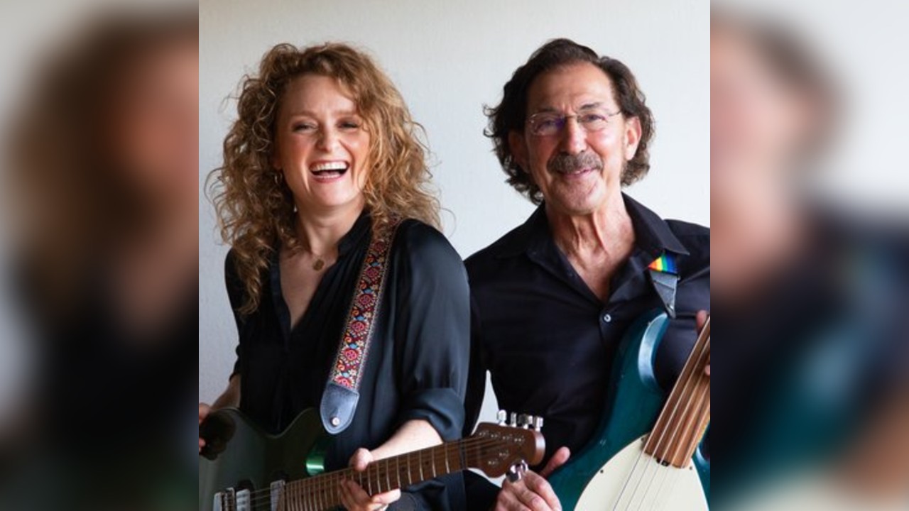 Alice Howe & Freebo (USA)